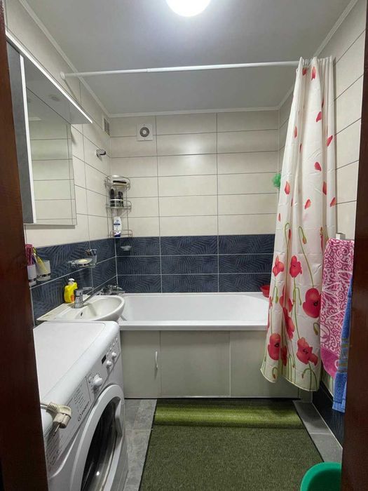 Продам 2х кімнатну квартиру, з ремонтом у центрі міста. м. Хмільник