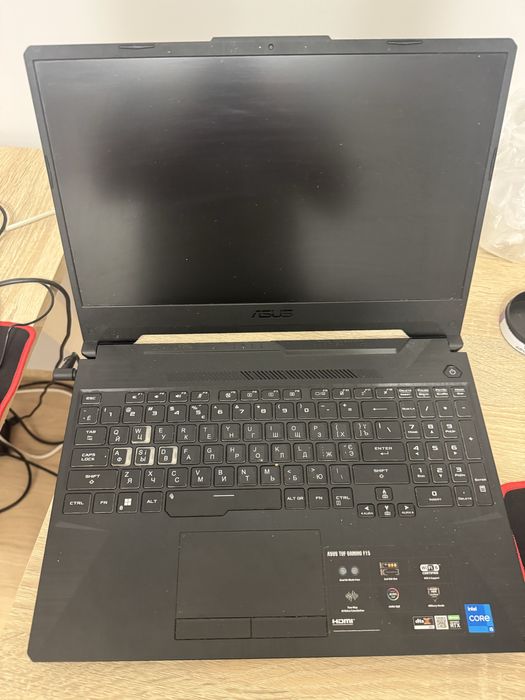 Asus tuf gaming f15 dobry stan