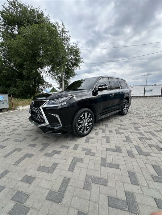 Продам Lexus LX570 f-sport 2019г 60000$