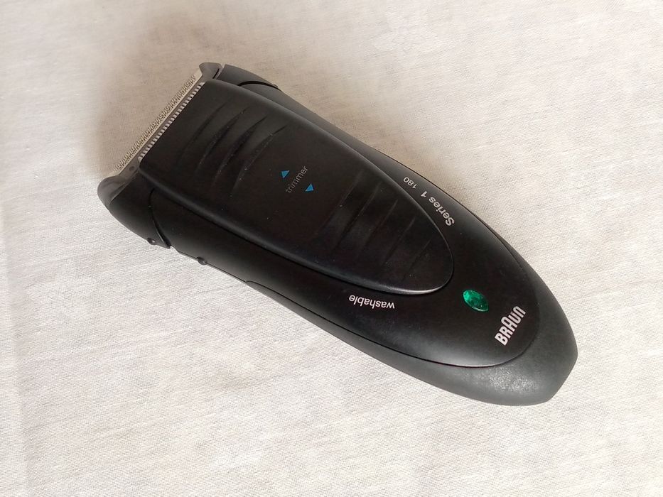 Новая электробритва Braun Series1 тип5728