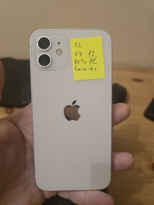 Iphone 12 64гб батарея 80%