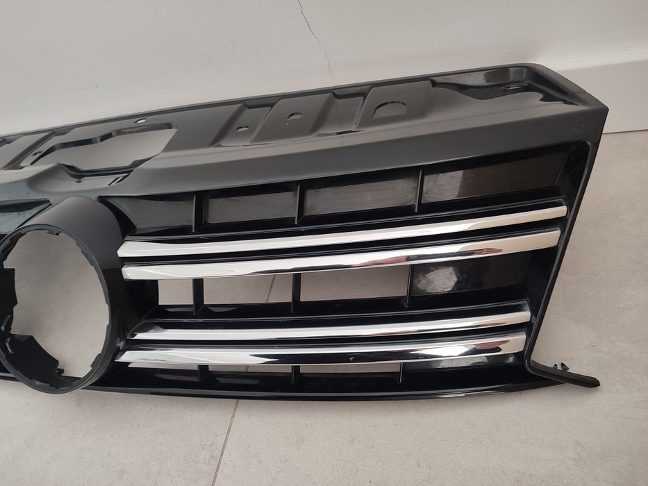 Grill Atrapa VW Amarok 2H7 Lift 14r-21r Oryginał