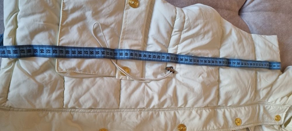 Женская жилетка .