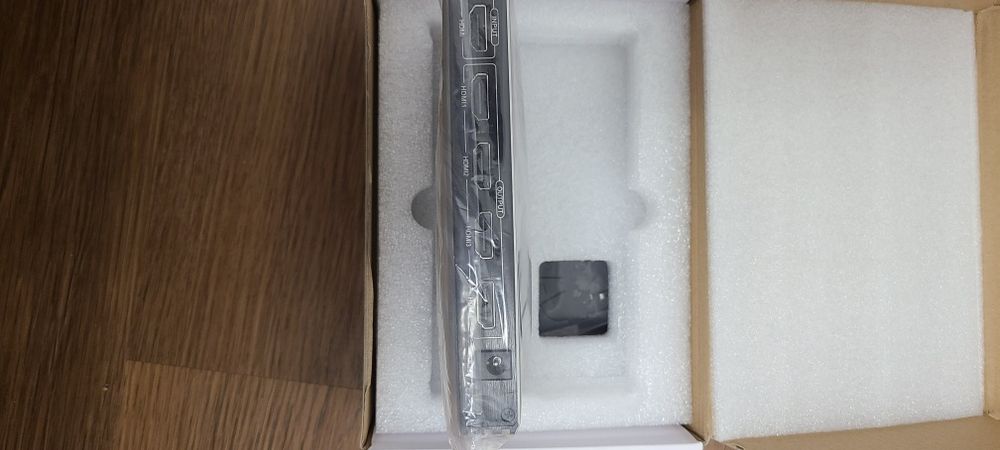 HDMI спліттер Ezcoo 1x4 HDMI 2.1 8K