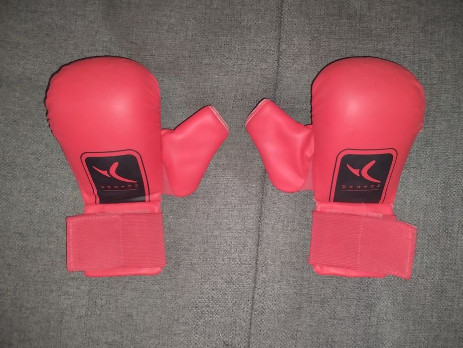 Luvas de karaté kumite aka "vermelho"