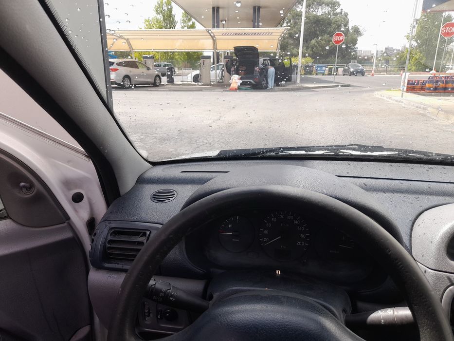 Calon Renault clio económico