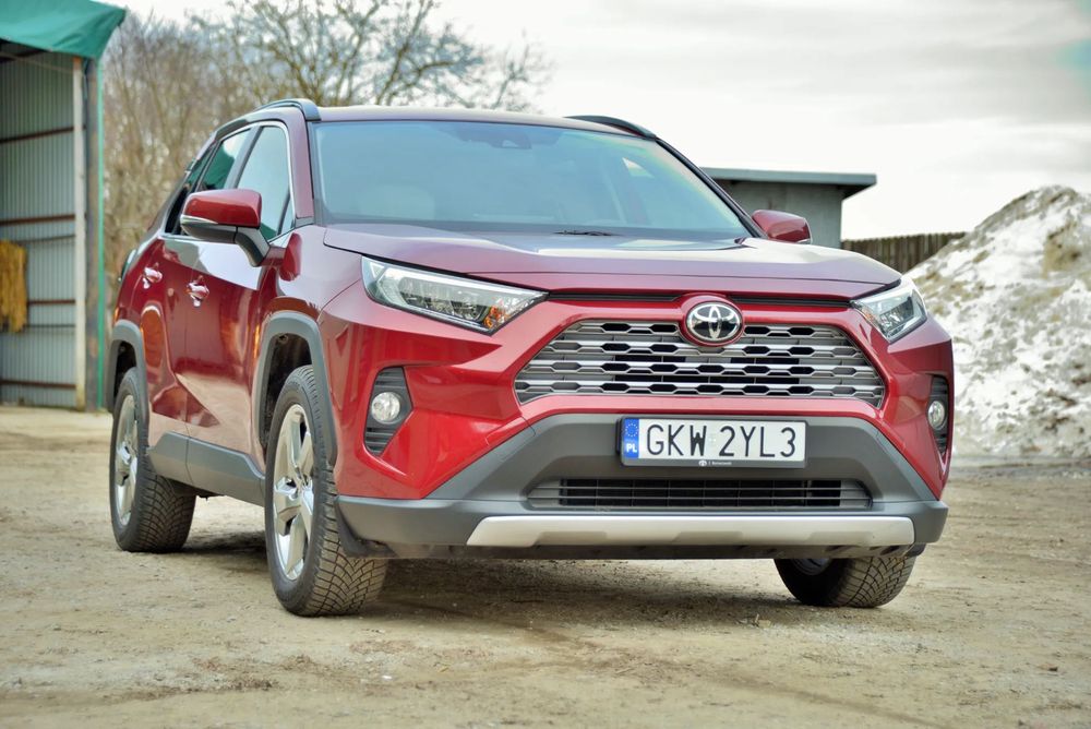 Toyota RAV4 Toyota RAV4, niski przebieg, na gwarancji, serwisowana w ASO