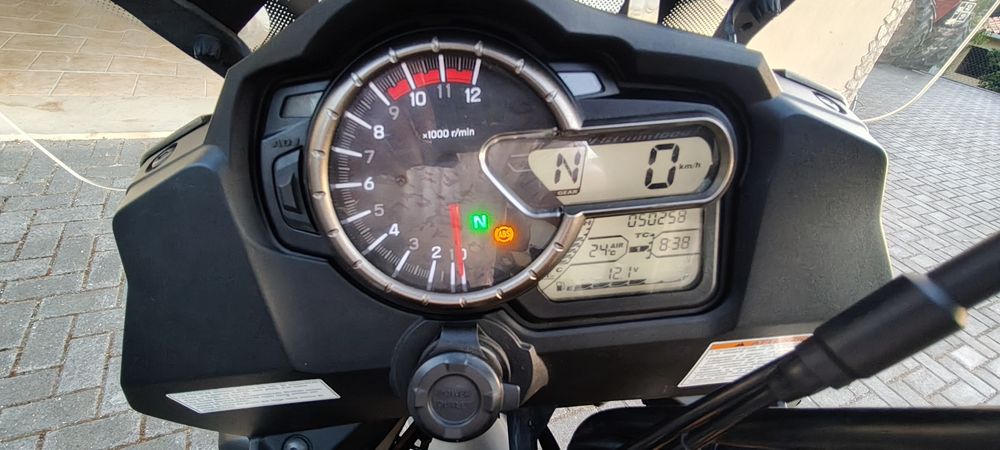 suzuki vstrom 1000