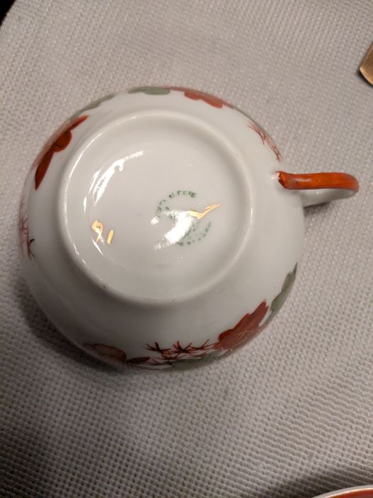 Chávenas e pires da vista alegre