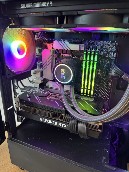 RTX 3070 Ti / 32GB RAM /  i5-12400F + akcesoria Logitech