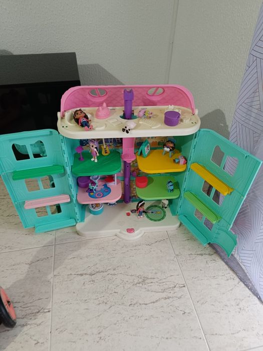 Casa da Gabby Gata (Gabby’s Dollhouse) + Acessórios