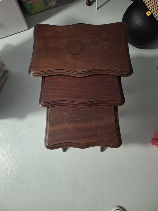 Wooden Nesting Tables64738202064769120