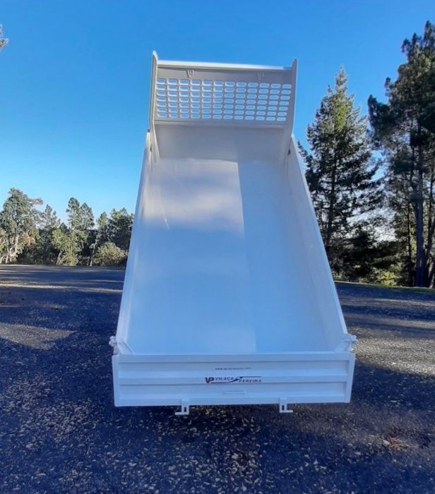 CARRINHAS e CONTENTORES para recolha de todo o tipo de entulho de obra