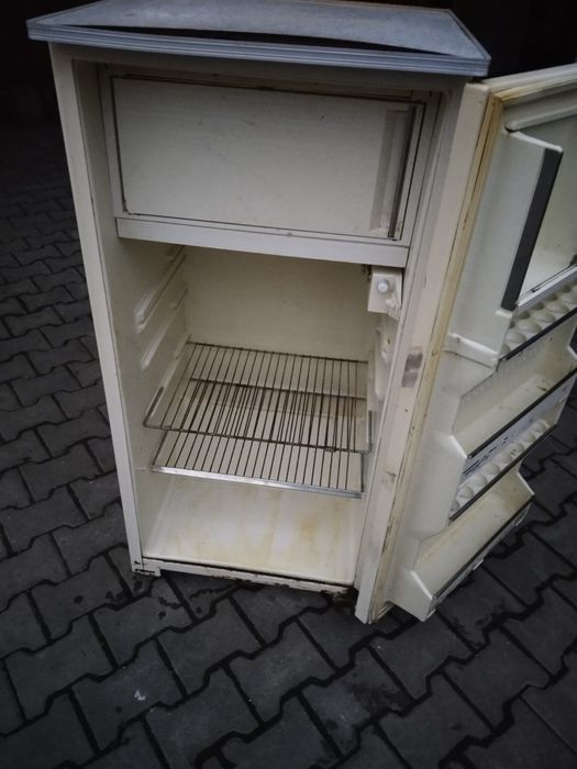 Продам холодильник б/у