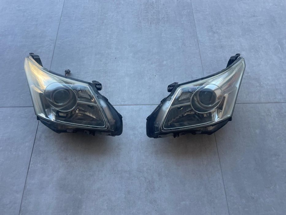 Óticas Toyota Avensis T27_ Originais