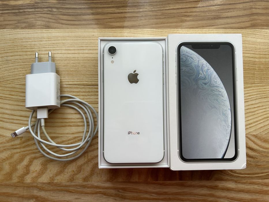 iPhone XR White 64 Gb