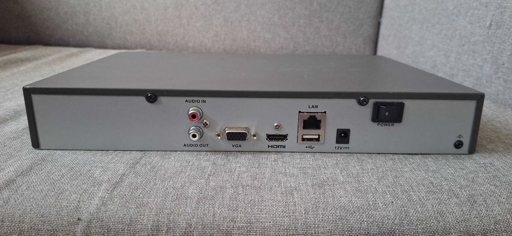 IP-відеореєстратор Hikvision DS-7616NI-Q1