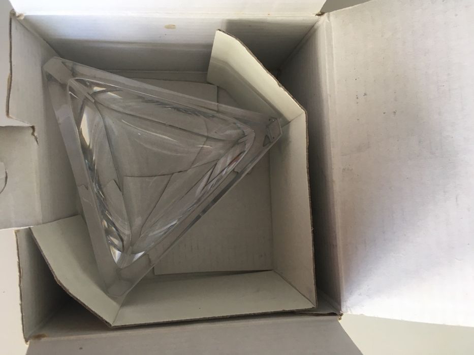 Elegante peça de cristal Atlantis