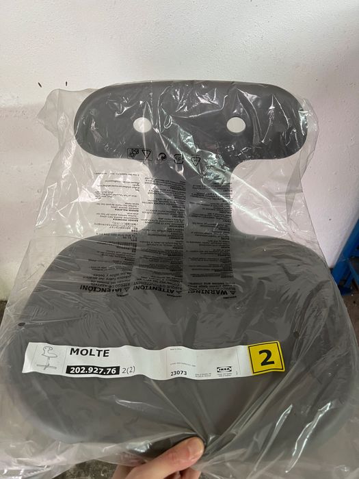 Cadeiras e bancos diversas