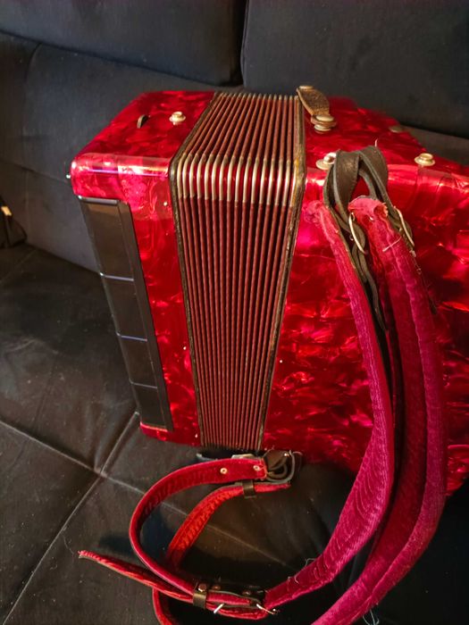 Akordeon 80 bas 4 chóry musette