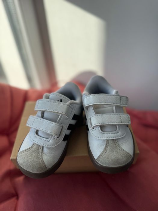 Кросівки adidas simba адідас 21р
