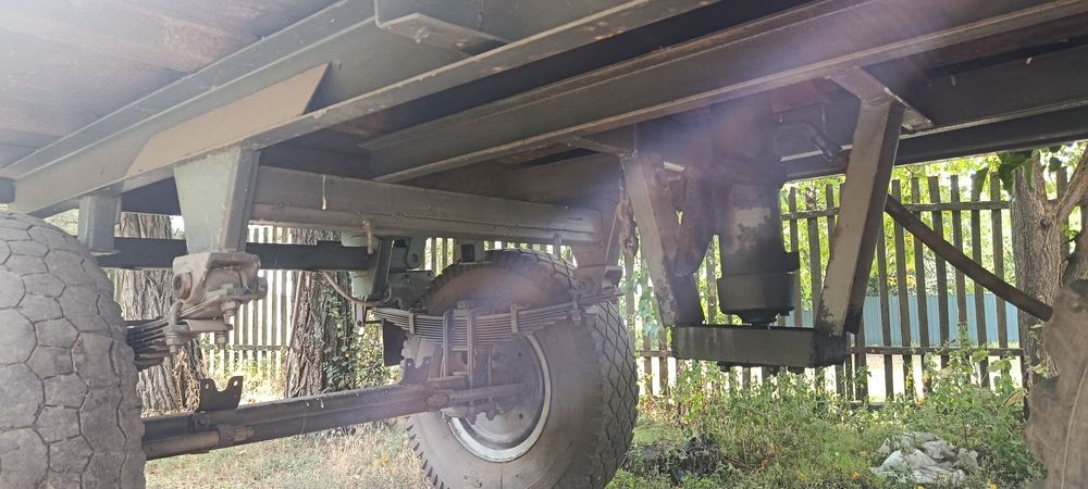 продам прицеп губ 819