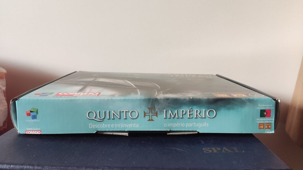 Jogo de tabuleiro "Quinto Império"