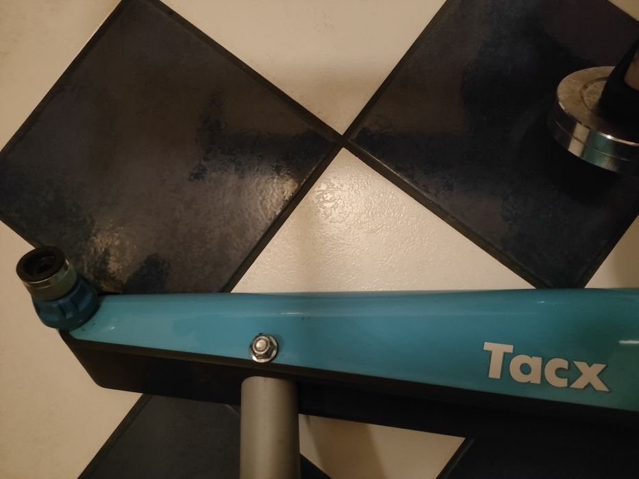 Trenażer tacx  SWIFT