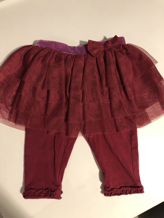 Niemowlęce leginsy z tiulową spódniczką r.68