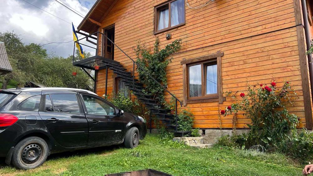 Апартаменти в центрі на 2-4 осіб. Поруч чан. Вид на гори