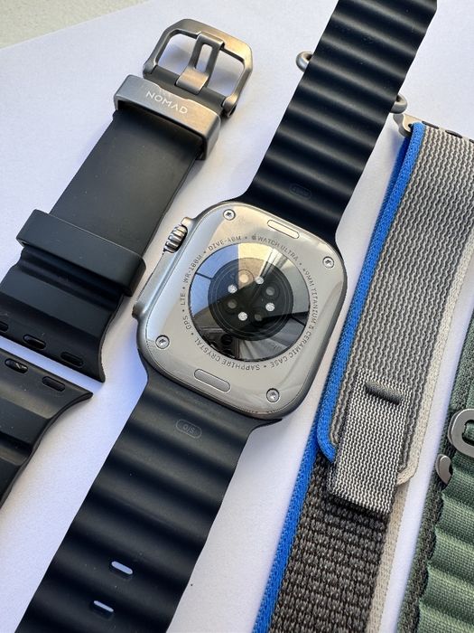 Apple Watch Ultra 49mm Titanium + 4 ремінці, батарея 91%