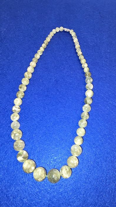 Colar em Lepidolite verde