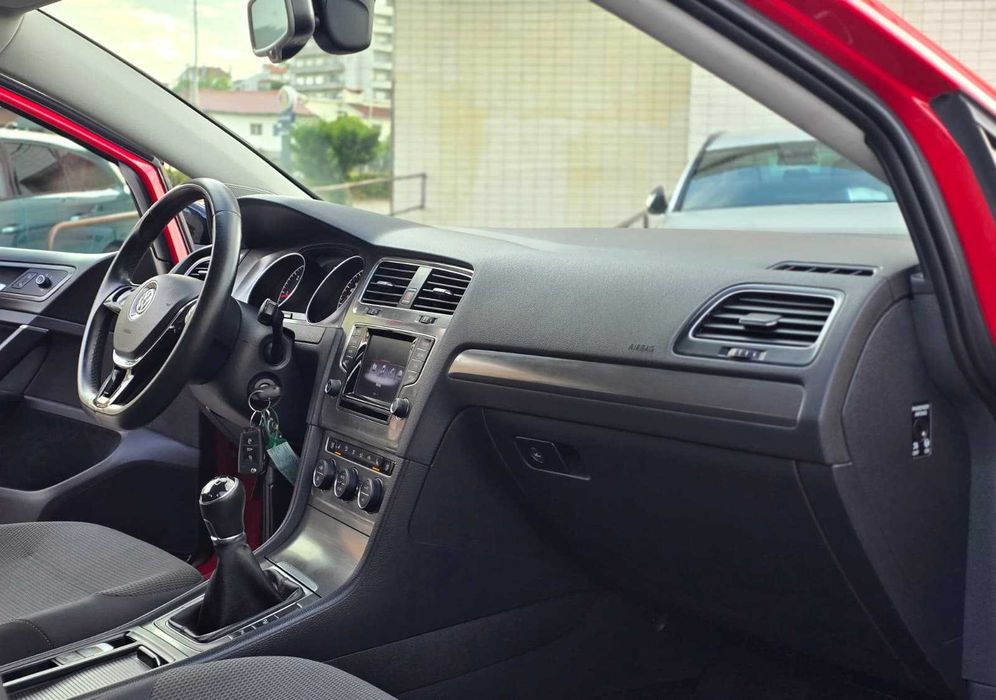 Volkswagen Golf 7 1.6Tdi 110Cv (Look GTI)