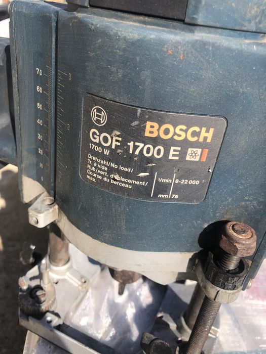 Tupia bosch modelo gof 1700W