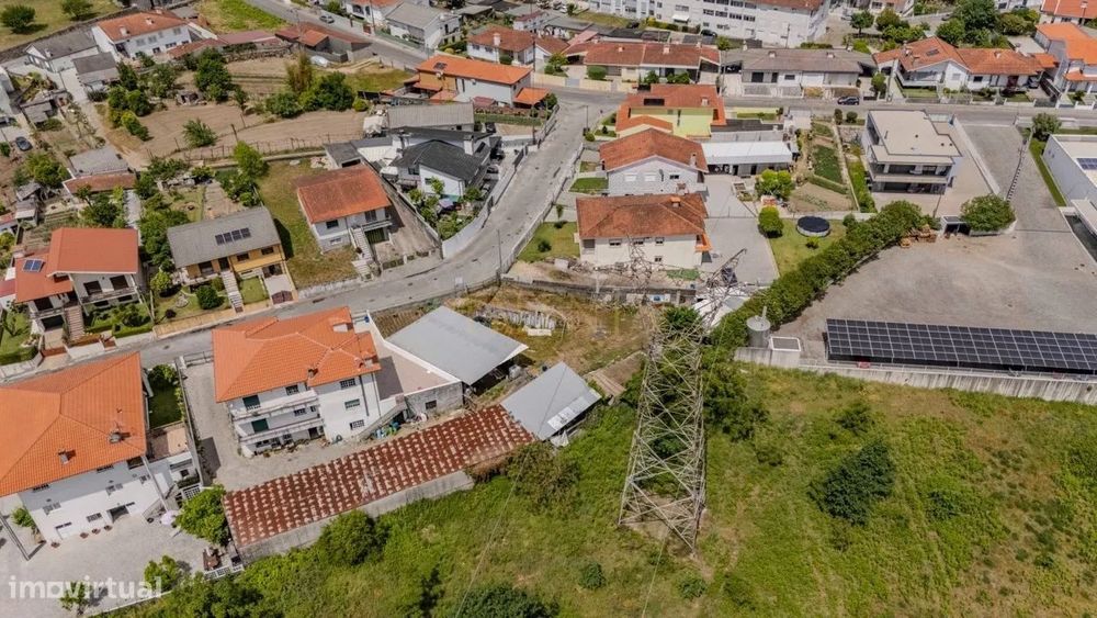 Terreno Premium em Ronfe - 860m2 para a casa dos seus Sonhos!