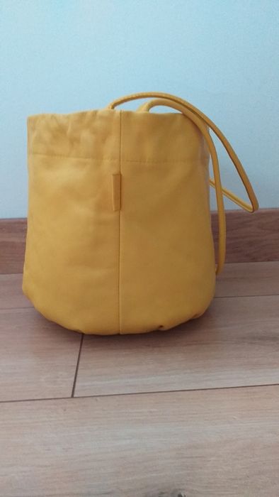 FURLA MAŁA oryginalna skóra naturalna skórzana torebka worek żółta