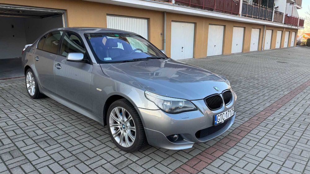 BMW E60 2005 3.0