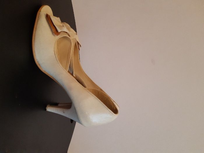 buty na obcasie peep toe beżowe nude 37 odkryte palce