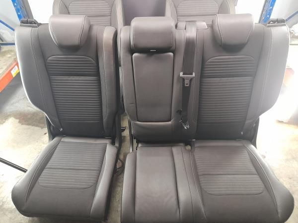 Conjunto de bancos FORD Kuga II (DM2)