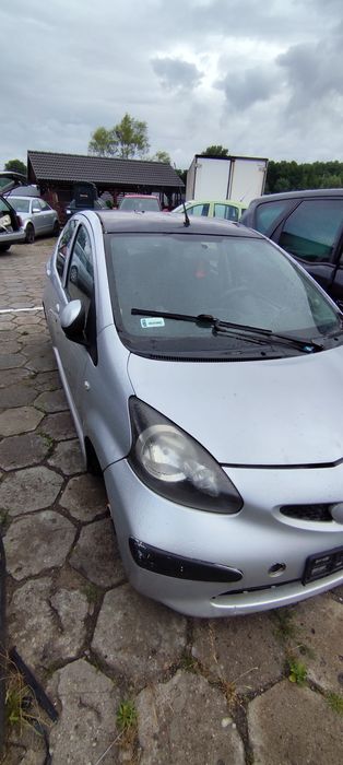 Toyota Aygo całe auto na części lakier 1E7