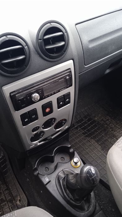 Продам Dacia Logan 2008 хозяйская