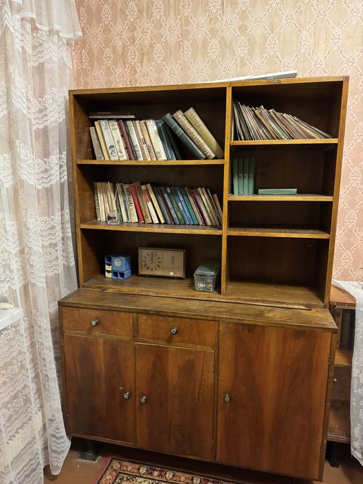 Шкаф,тумба, прихажая, диван