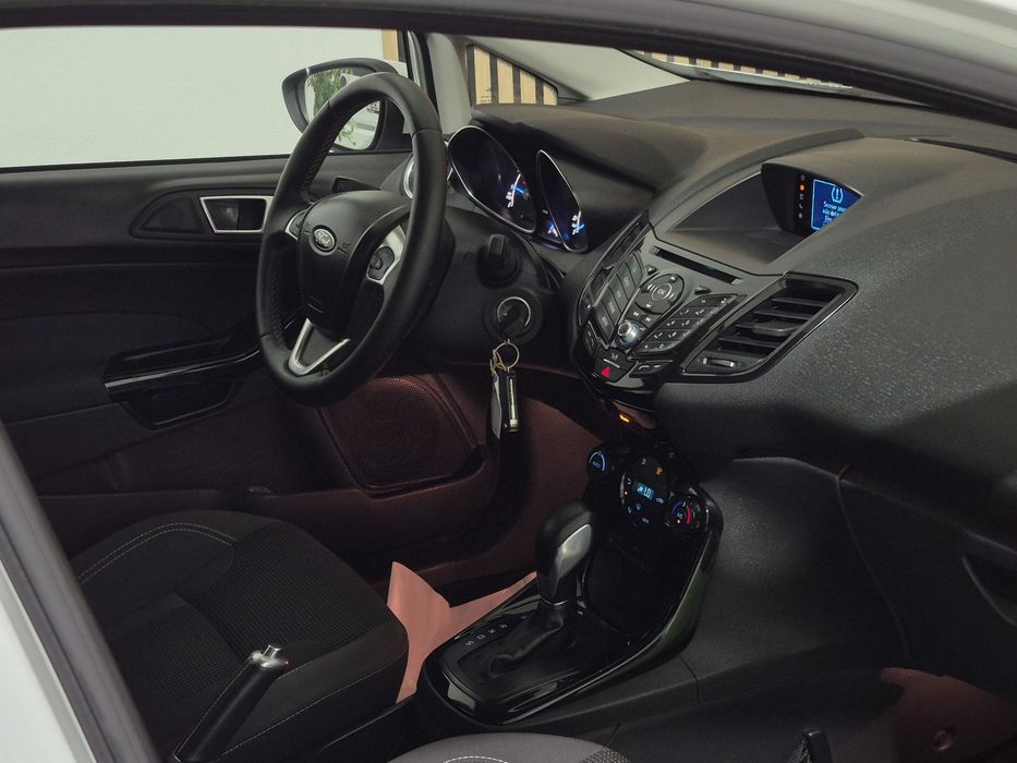 Ford Fiesta — fotografia 7