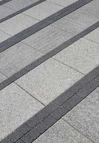 Płytka chodnikowa Polbruk 35 x 35 x 5 cm płukana szara