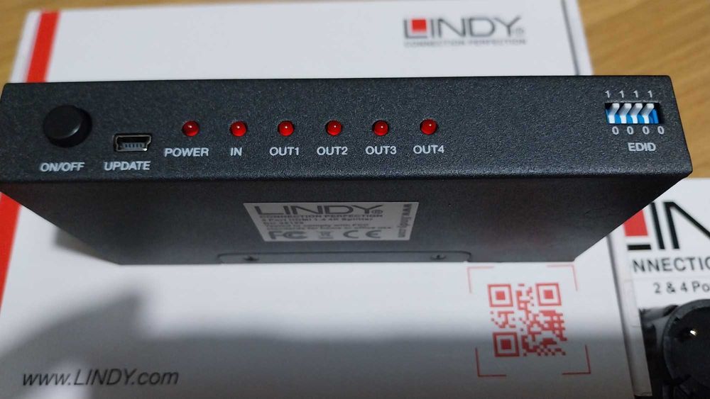Divisor LINDY de 4 entradas HDMI