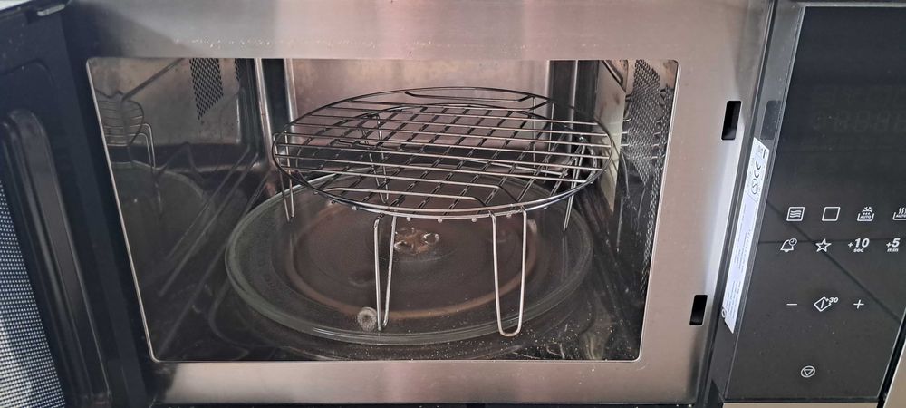 Mikrofalówka z funkcją grilla