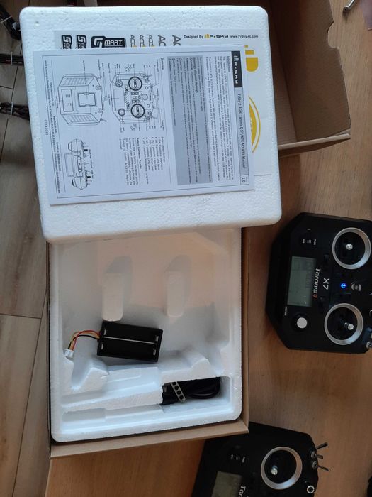 Taranis Q X7 Access FrSky aparatura RC 2.4 GHz LBT nadajnik pilot FPV