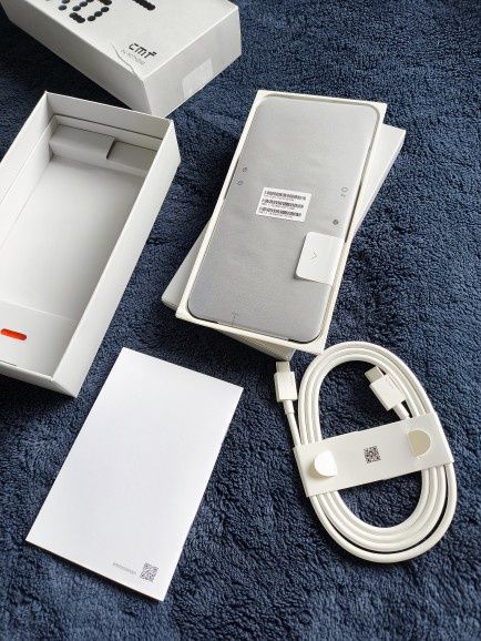 Продам CMF phone 2 pro