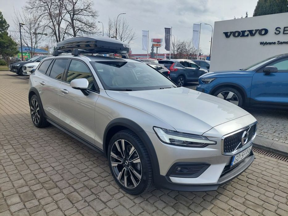 Volvo V60 Volvo V60 Cross Country, Polska, (Hybryda 197KM+14KM), 4x4, Extra Wyp.