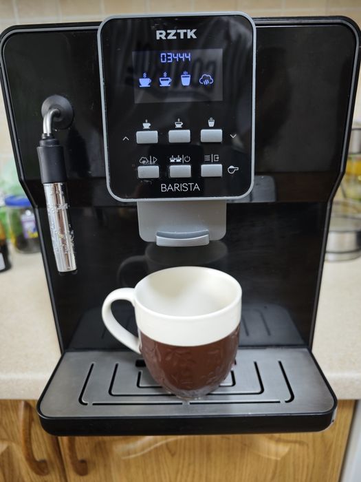 Кавомашина RZTK Barista CSB-1100